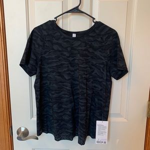 Lululemon Quick Pace SS Camo